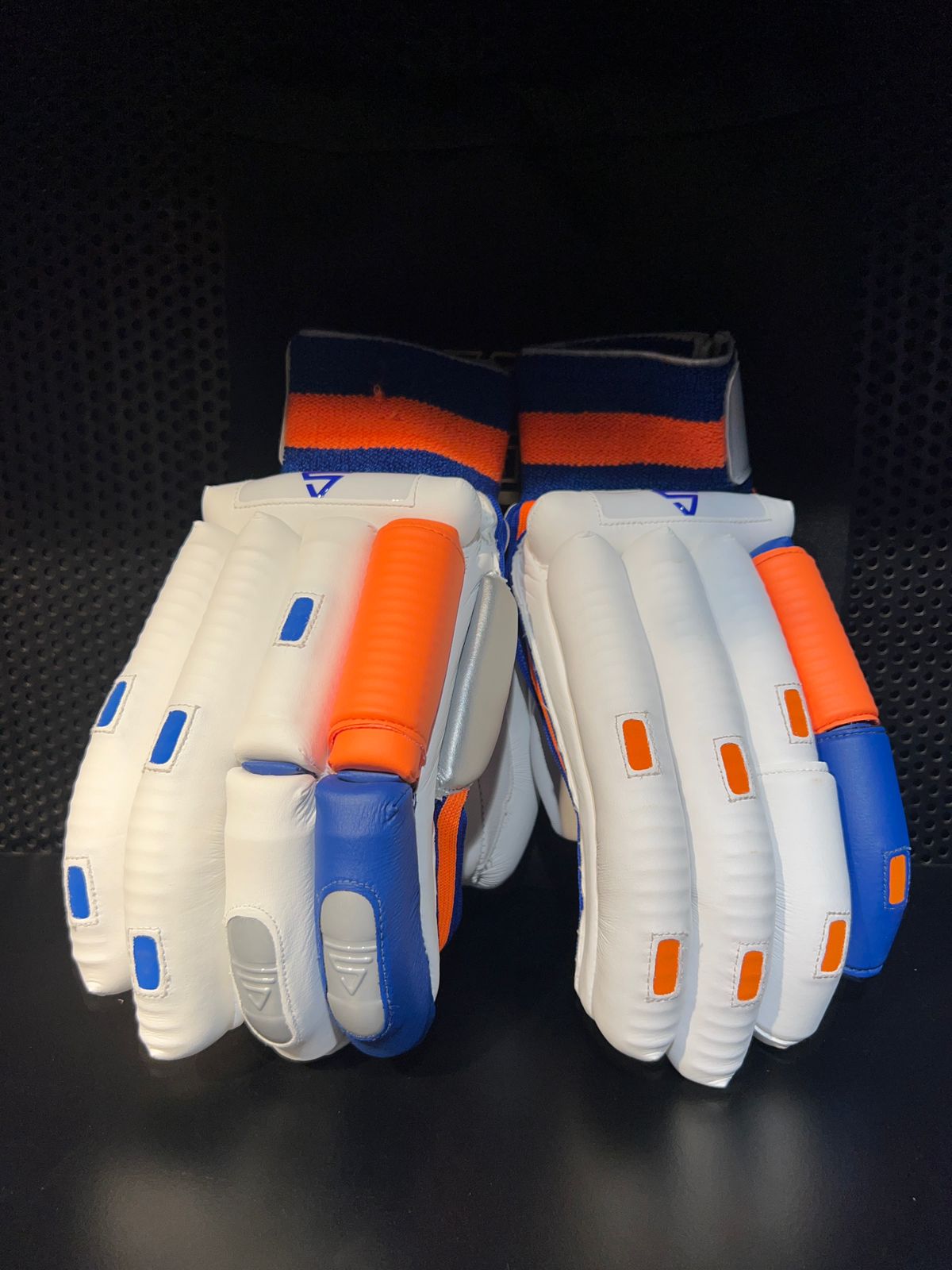VERSANT GOAT Batting Gloves